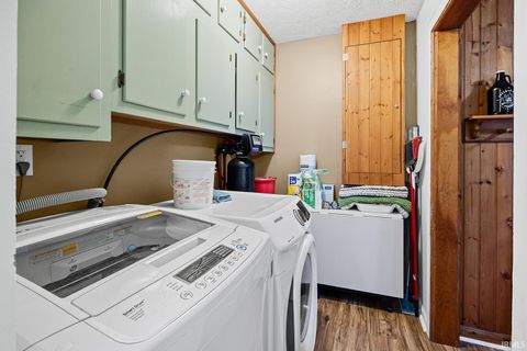 Tiny photo for 3768 Kimberly Drive, Lafayette, IN 47905 (MLS # 202542984)