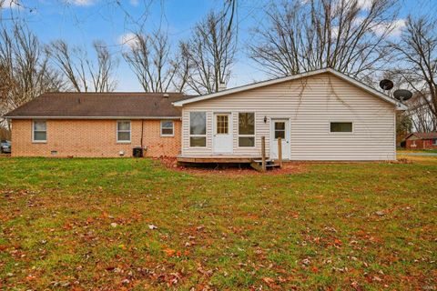 Tiny photo for 6922 Bloom Drive, Greentown, IN 46936 (MLS # 202549163)