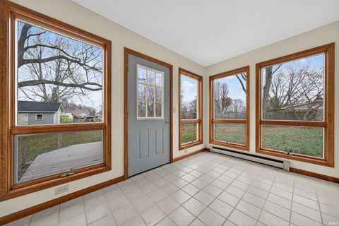 Tiny photo for 6922 Bloom Drive, Greentown, IN 46936 (MLS # 202549163)