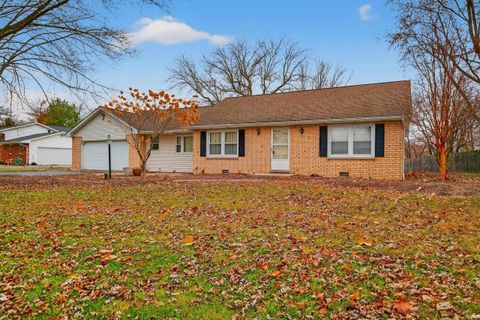 Tiny photo for 6922 Bloom Drive, Greentown, IN 46936 (MLS # 202549163)