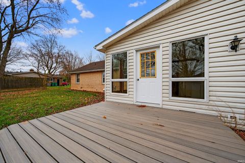 Tiny photo for 6922 Bloom Drive, Greentown, IN 46936 (MLS # 202549163)