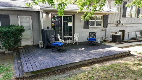 Tiny photo for 13 Martin Drive, New Albany, IN 47150 (MLS # 202638030)