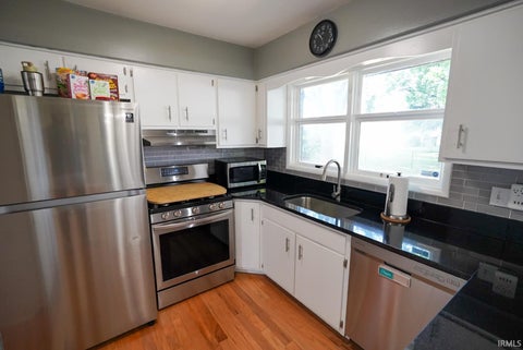 Tiny photo for 13 Martin Drive, New Albany, IN 47150 (MLS # 202638030)