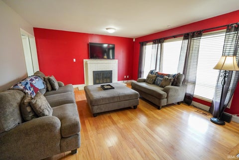 Tiny photo for 13 Martin Drive, New Albany, IN 47150 (MLS # 202638030)