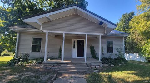 Photo of 609 W Main Street, Bruceville, IN 47516 (MLS # 202536702)