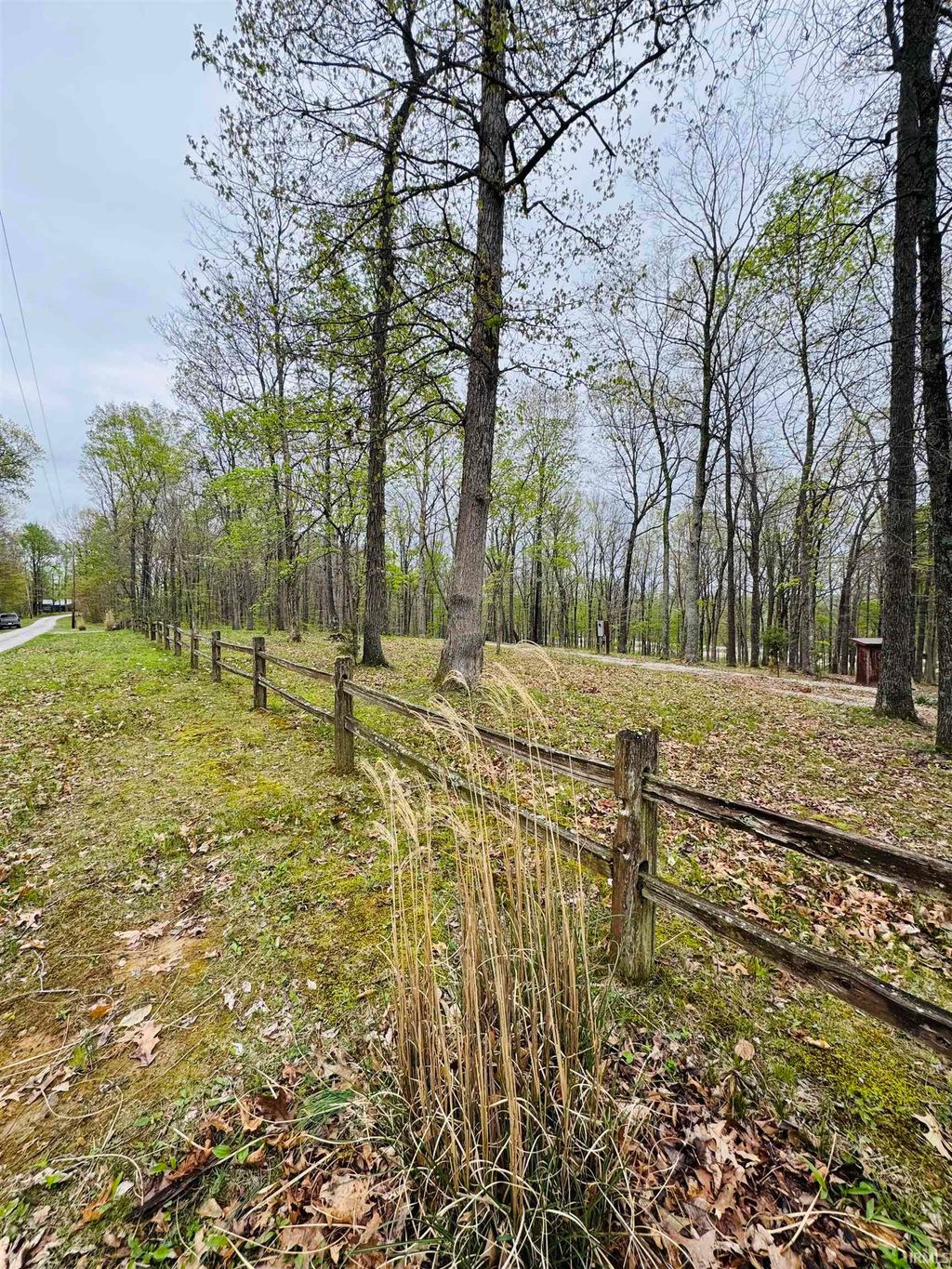 Photo of Tract 3 E Pine Road Common, Bloomfield, IN 47424 (MLS # 202614934)