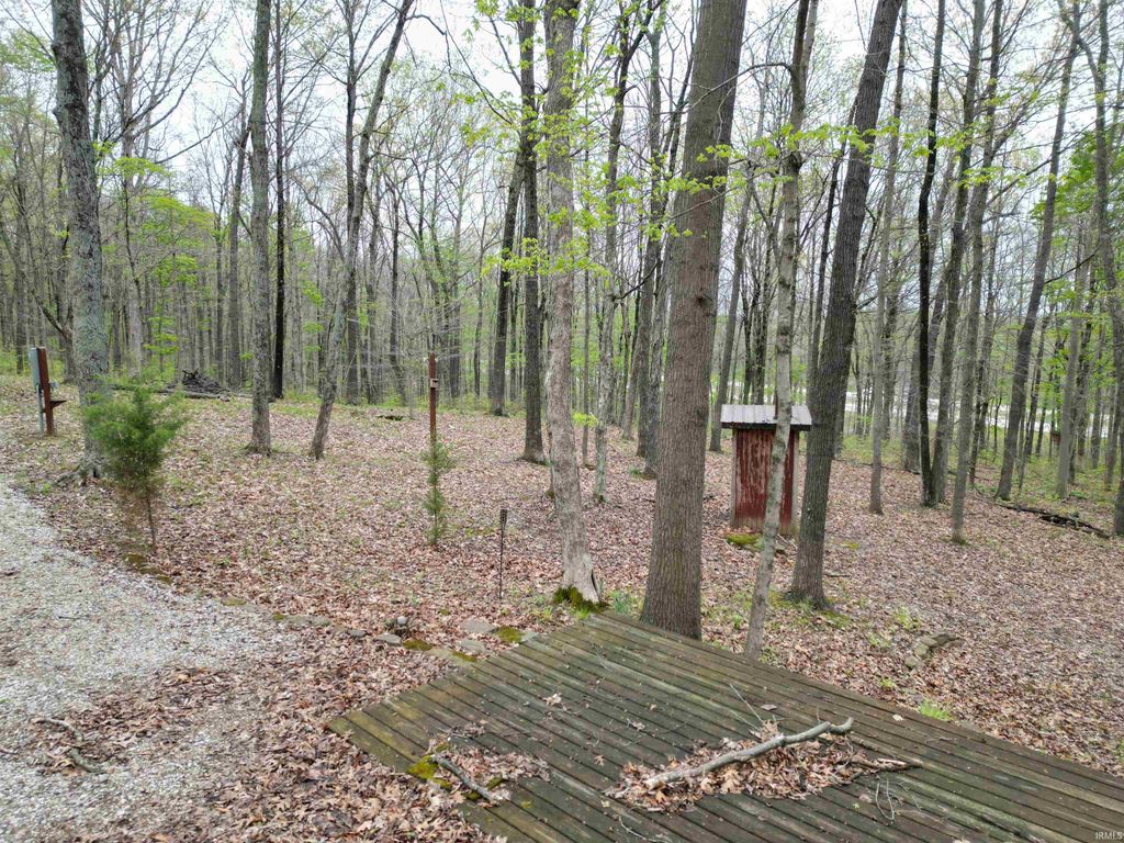 Photo of Tract 3 E Pine Road Common, Bloomfield, IN 47424 (MLS # 202614934)