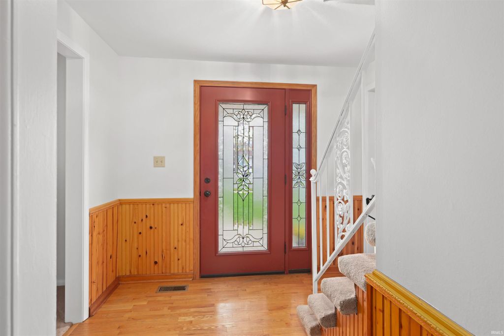 Photo of 4811 INNSBRUCK Drive, Fort Wayne, IN 46835 (MLS # 202613112)