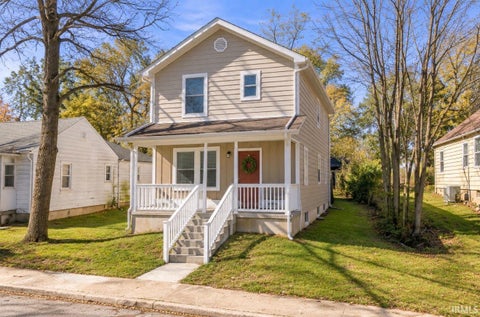 Photo of 1609 Columbus Street, New Castle, IN 47383 (MLS # 202643566)