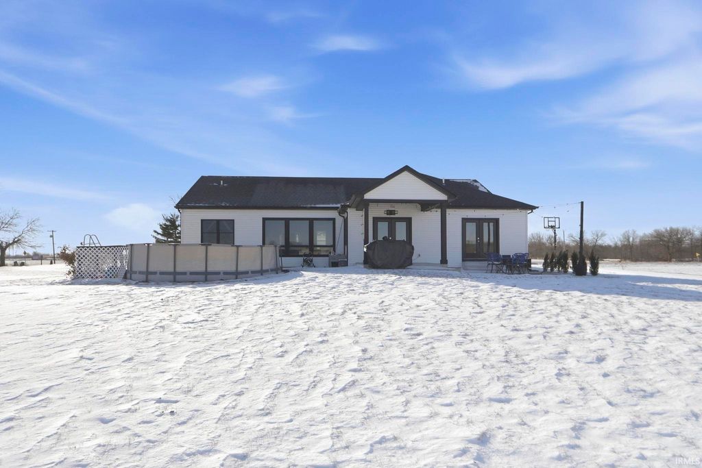 Photo of 1123 State Rd 8 Road, Garrett, IN 46738 (MLS # 202602247)