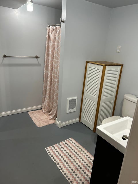 Tiny photo for 4555 N Diamond Lane, Bloomington, IN 47404 (MLS # 202643680)