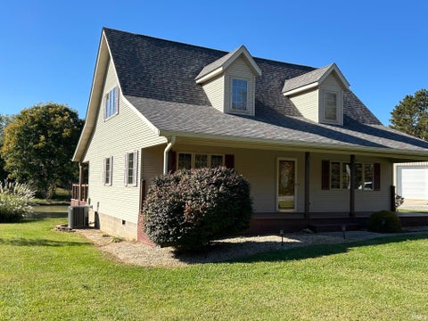 Photo of 4555 N Diamond Lane, Bloomington, IN 47404 (MLS # 202643680)