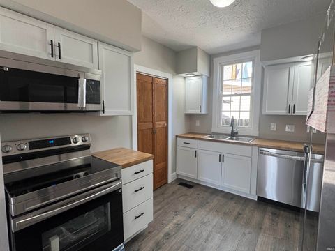 Tiny photo for 353 E 6TH Street, Peru, IN 46970 (MLS # 202535128)