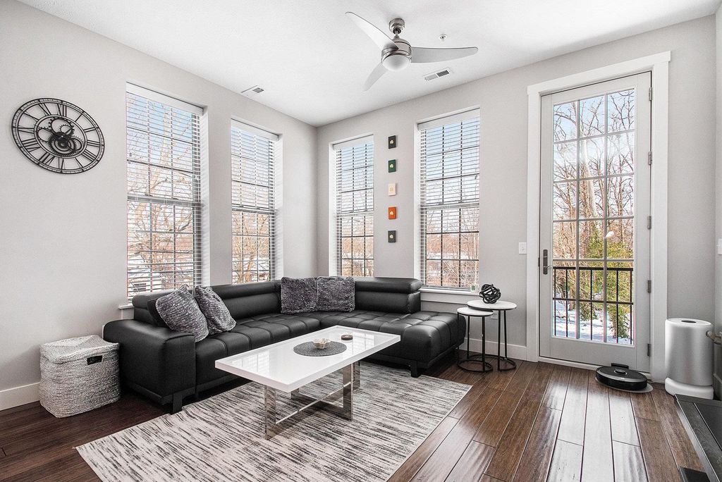 Photo of 1033 Keenan Court #12C, South Bend, IN 46615 (MLS # 202606018)