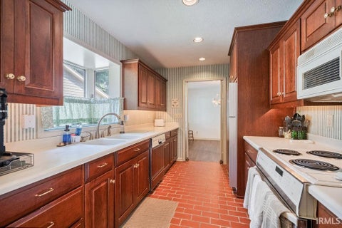 Tiny photo for 3295 WOODHAVEN Trail, Kokomo, IN 46902 (MLS # 202635946)