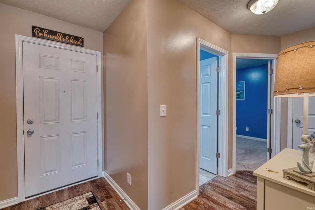 Photo of 817 Candlestick Court, Evansville, IN 47725 (MLS # 202615714)