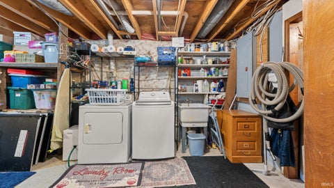 Tiny photo for 895 W Oakwood Lane, Paoli, IN 47454 (MLS # 202635571)