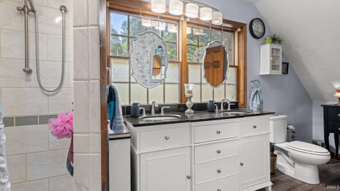 Tiny photo for 895 W Oakwood Lane, Paoli, IN 47454 (MLS # 202635571)