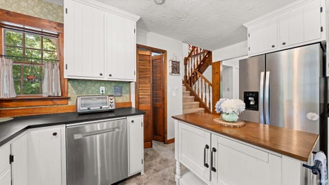 Tiny photo for 895 W Oakwood Lane, Paoli, IN 47454 (MLS # 202635571)