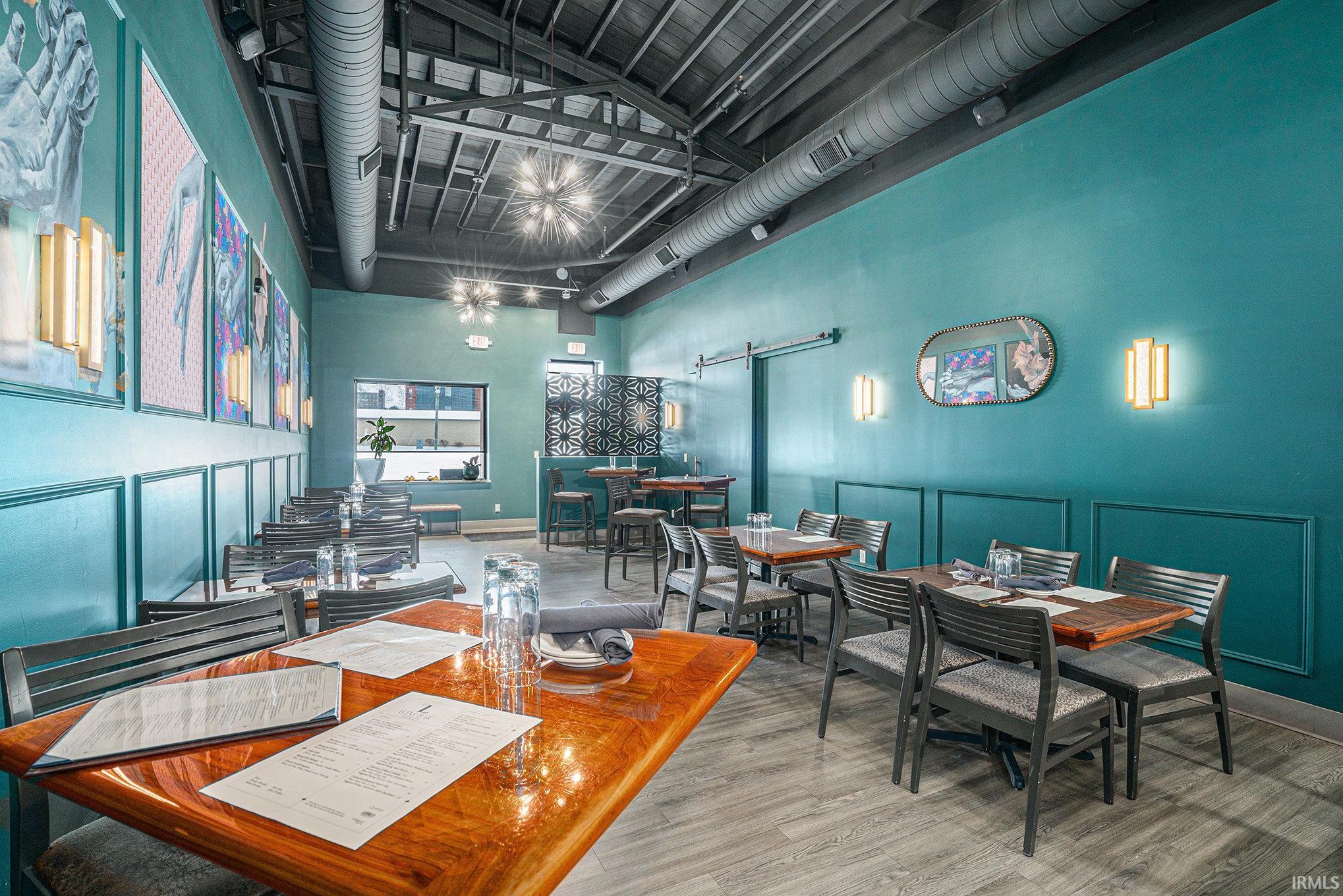 Elkhart, Indiana 46516, United States, ,Commercial,Active,2202