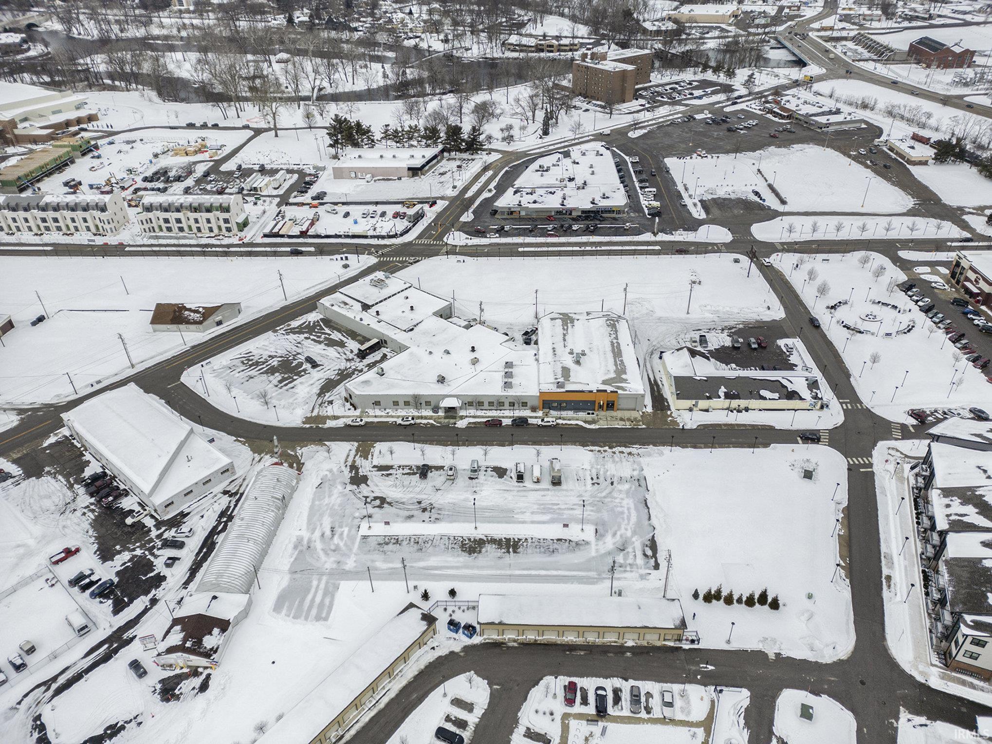 Elkhart, Indiana 46516, United States, ,Commercial,Active,2202