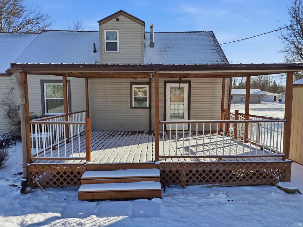 Photo of 2130 Sunnymede Drive, Fort Wayne, IN 46803 (MLS # 202602033)