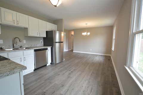 Tiny photo for 2207 Legoma Drive, Fort Wayne, IN 46819 (MLS # 202620117)