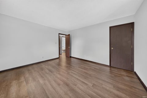 Tiny photo for 221 S Bosse Avenue, Evansville, IN 47712 (MLS # 202637791)