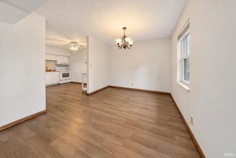 Tiny photo for 221 S Bosse Avenue, Evansville, IN 47712 (MLS # 202637791)
