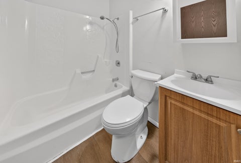 Tiny photo for 221 S Bosse Avenue, Evansville, IN 47712 (MLS # 202637791)