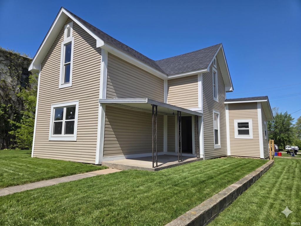 Photo of 105 N Main Street, Modoc, IN 47358 (MLS # 202617731)