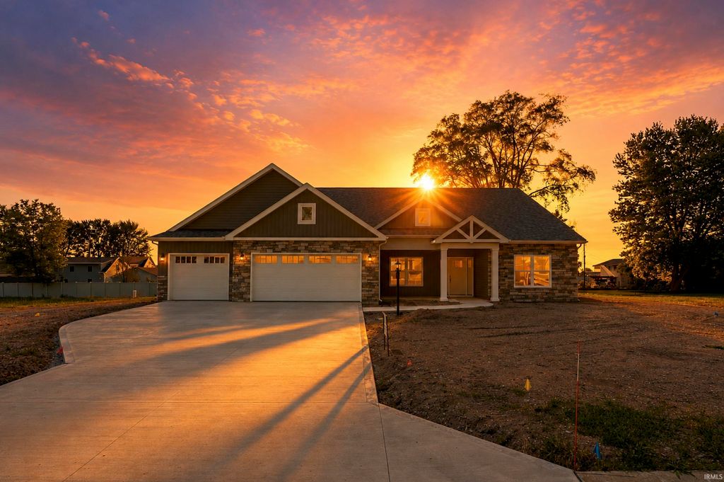 Photo of 3429 E Autumn Trail, Warsaw, IN 46582 (MLS # 202621004)
