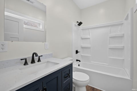 Tiny photo for 812 N Hart Street, Princeton, IN 47670 (MLS # 202639184)