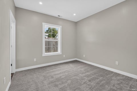 Tiny photo for 812 N Hart Street, Princeton, IN 47670 (MLS # 202639184)