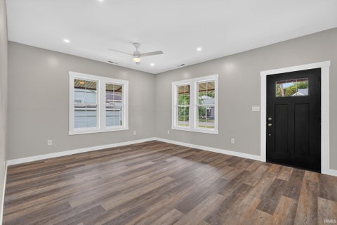 Tiny photo for 812 N Hart Street, Princeton, IN 47670 (MLS # 202639184)