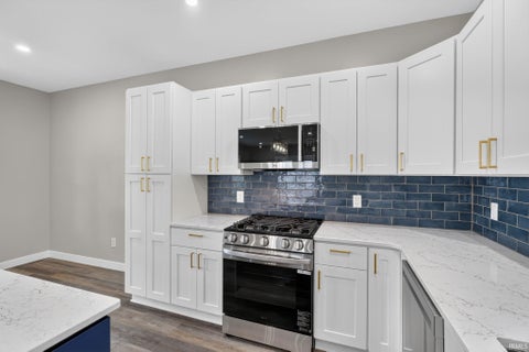 Tiny photo for 812 N Hart Street, Princeton, IN 47670 (MLS # 202639184)