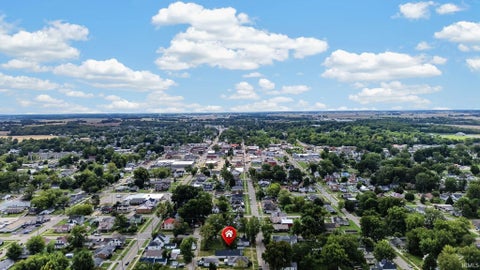 Tiny photo for 812 N Hart Street, Princeton, IN 47670 (MLS # 202639184)