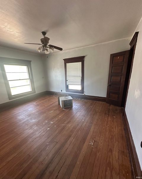 Tiny photo for 206 18 Street, Logansport, IN 46947 (MLS # 202538007)