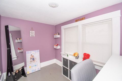 Tiny photo for 580 Delaware Street, Wabash, IN 46992 (MLS # 202611832)