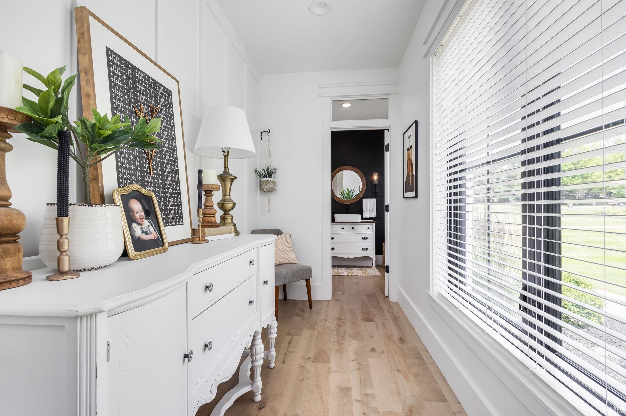 Middlebury, Indiana 46540, United States, 3 Bedrooms Bedrooms, ,3 BathroomsBathrooms,Residential,Active,159520