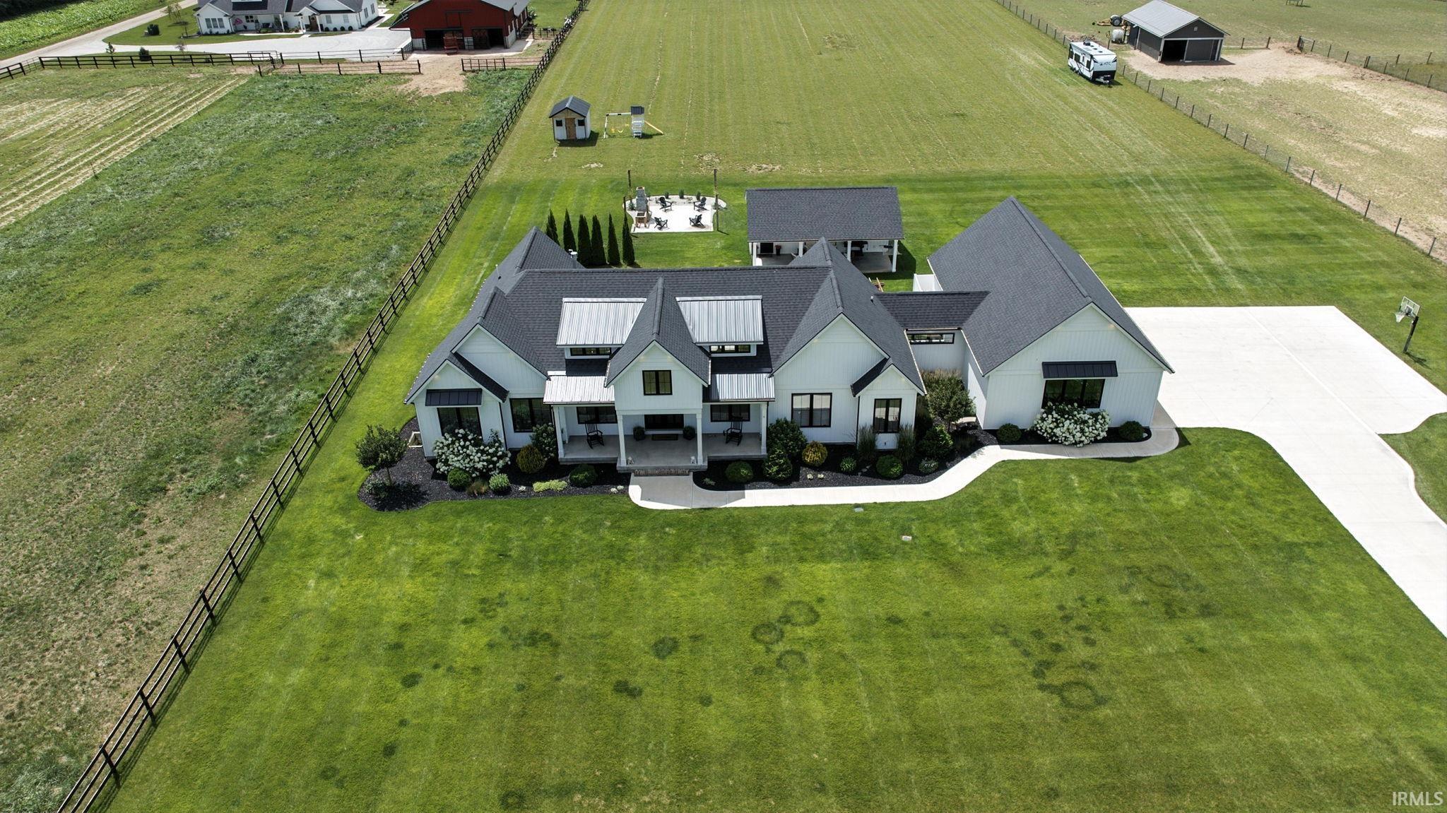 Middlebury, Indiana 46540, United States, 3 Bedrooms Bedrooms, ,3 BathroomsBathrooms,Residential,Active,159520