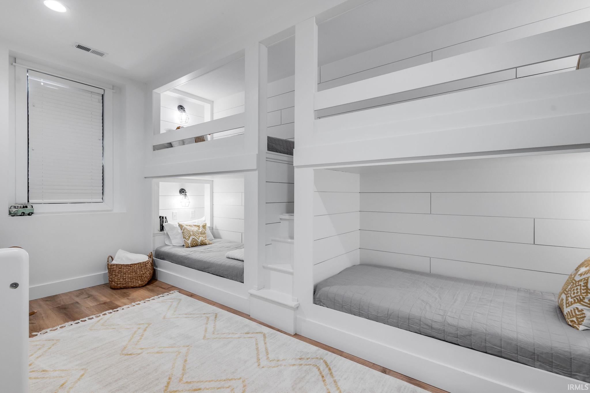 Middlebury, Indiana 46540, United States, 3 Bedrooms Bedrooms, ,3 BathroomsBathrooms,Residential,Active,159520