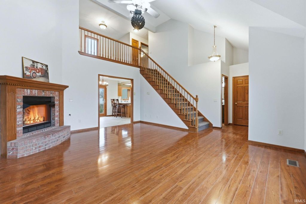 Photo of 3514 Astoria Way, Fort Wayne, IN 46818 (MLS # 202609135)