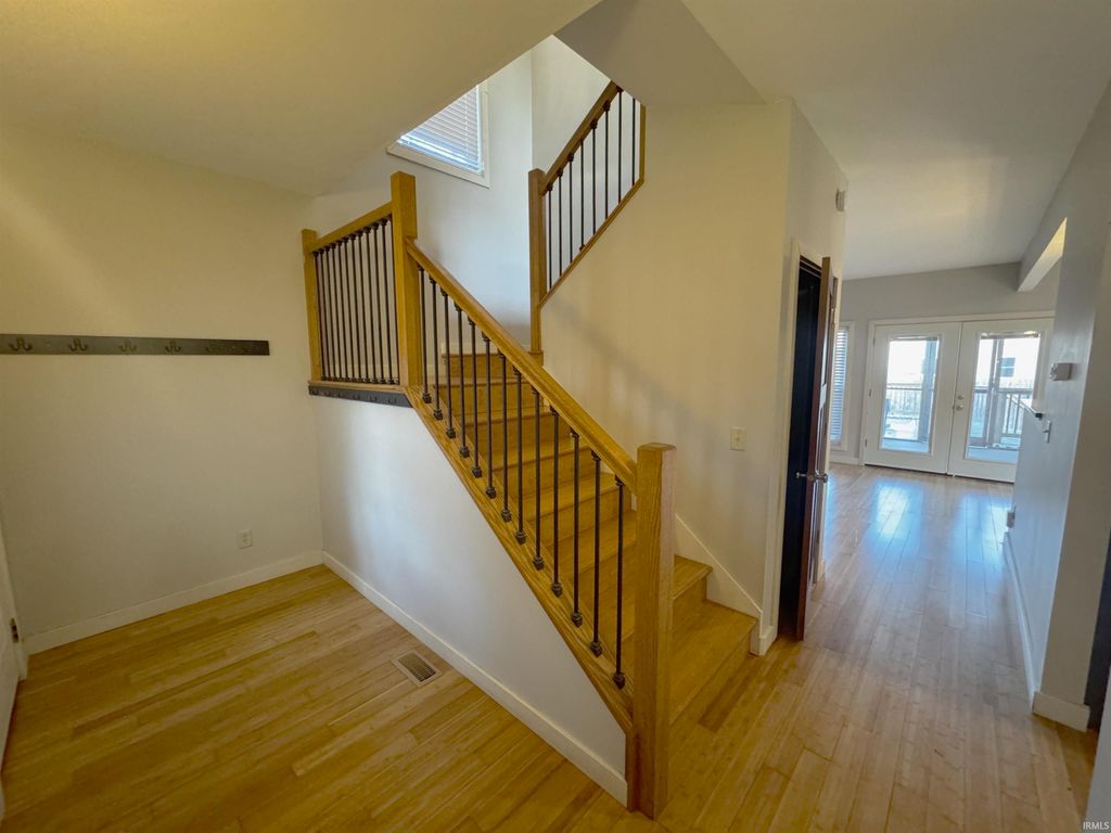 Photo of 804 W Dodds Street, Bloomington, IN 47403 (MLS # 202600462)