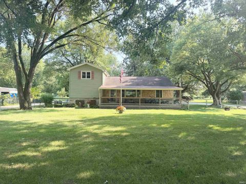 Tiny photo for 2735 Jefferson Street, Kokomo, IN 46901 (MLS # 202531948)