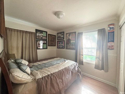 Tiny photo for 2735 Jefferson Street, Kokomo, IN 46901 (MLS # 202531948)