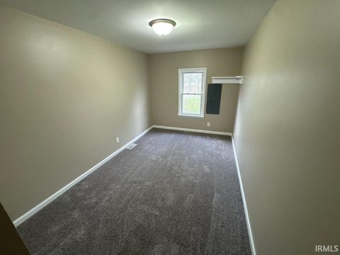 Tiny photo for 1214 E Bellmont Road, Decatur, IN 46733 (MLS # 202611507)