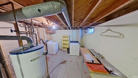 Tiny photo for 2405 Rockne Drive, South Bend, IN 46615 (MLS # 202611660)