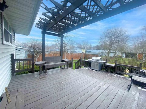 Tiny photo for 5914 MONONA Drive, Kokomo, IN 46902 (MLS # 202608613)