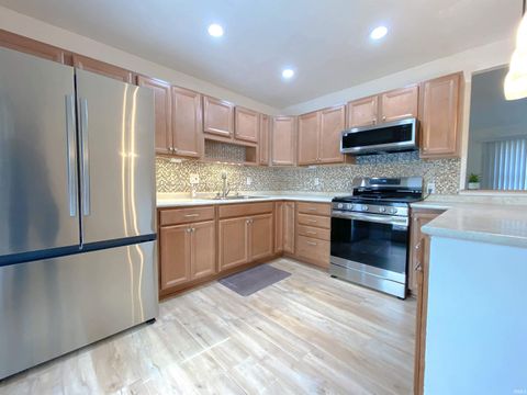 Tiny photo for 5914 MONONA Drive, Kokomo, IN 46902 (MLS # 202608613)